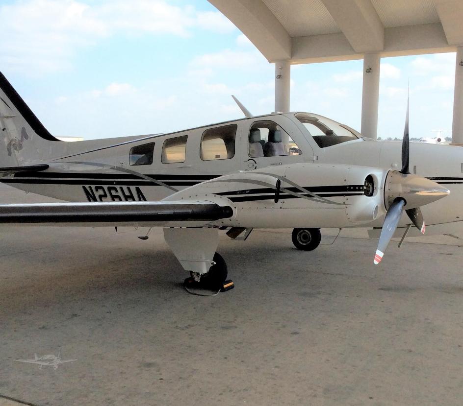 1985 BEECHCRAFT 58P BARON Photo 2