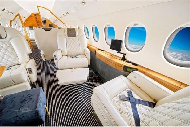 1997 Dassault Falcon 900EX Photo 2