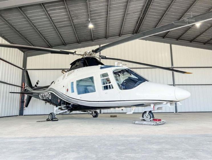 1991 Agusta A109C Photo 2