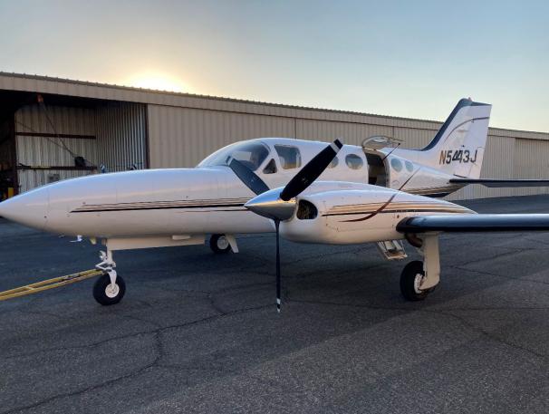 1975 Cessna 421B Photo 2