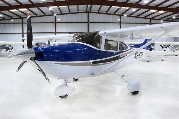 2004 CESSNA 182T SKYLANE Photo 3