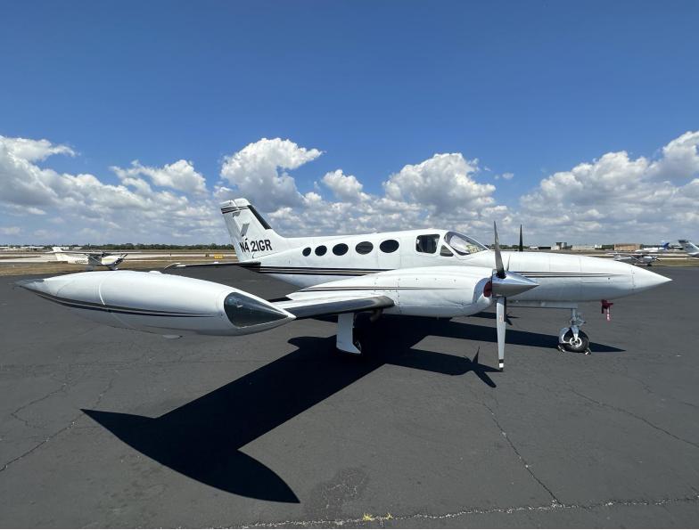 1974 Cessna 421B Photo 2