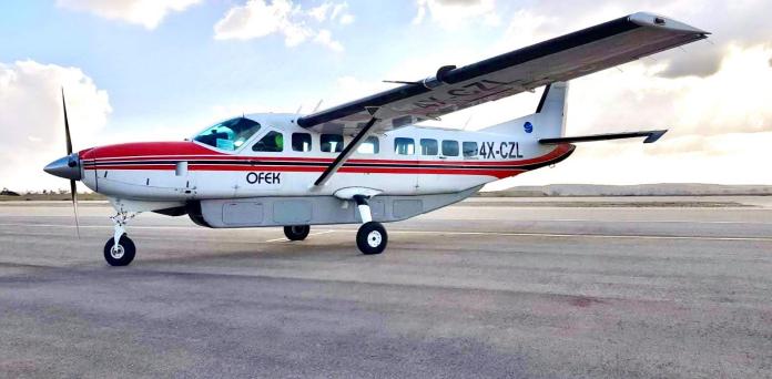 2000 Cessna Grand Caravan 208B Photo 2