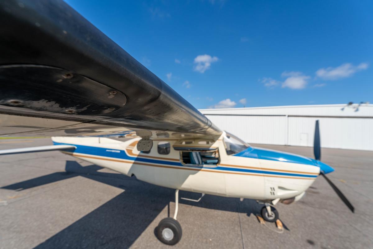 1979 CESSNA P210N Photo 3