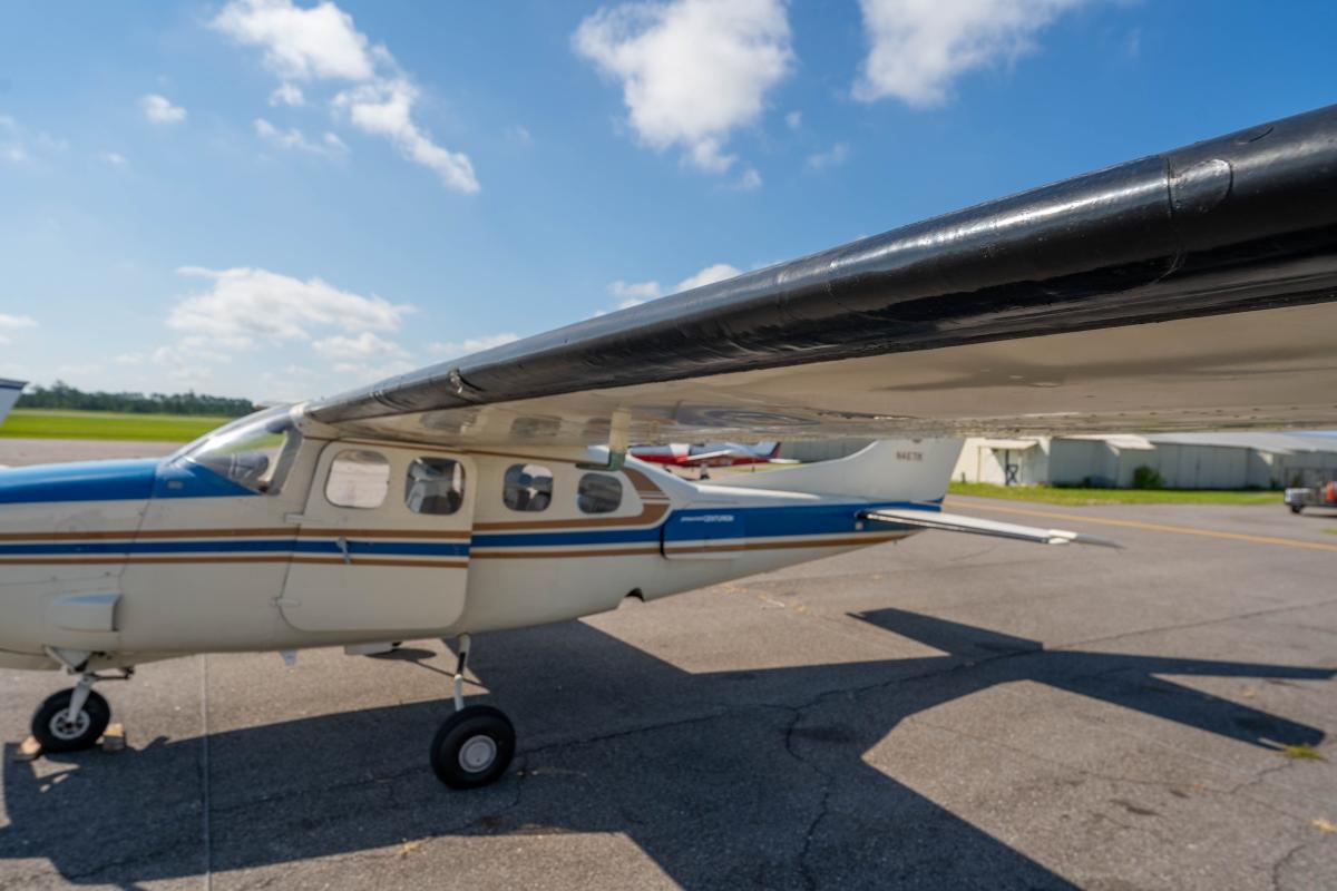 1979 CESSNA P210N Photo 6