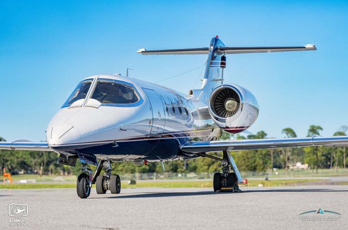 1995 Learjet 31A Photo 2