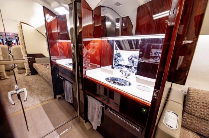 1988 Dassault Falcon 900B Photo 4