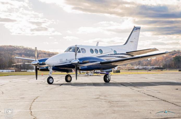 1994 Beech King Air C90SE Photo 2