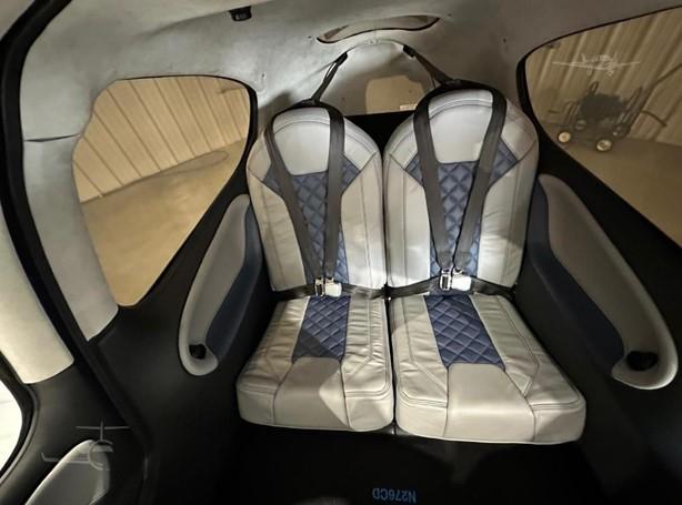 2005 CIRRUS SR22-G2 Photo 3