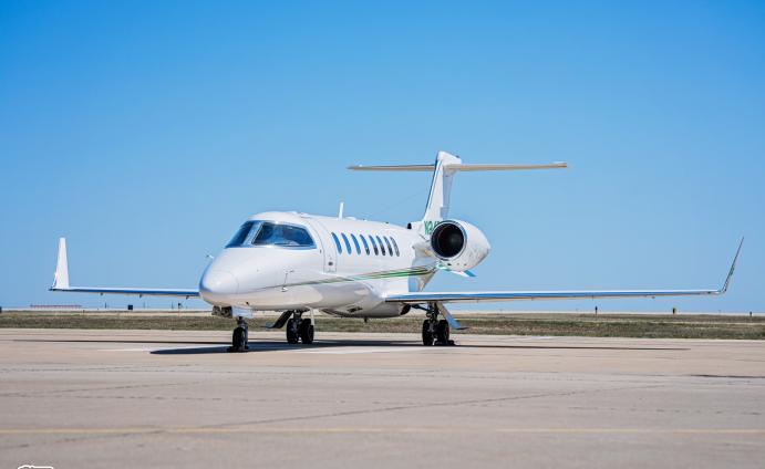 2009 Learjet 45XR Photo 2