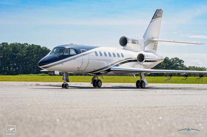 1995 Dassault Falcon 50 Photo 2