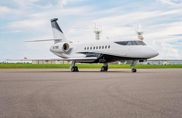 2001 Dassault Falcon 2000 Photo 2