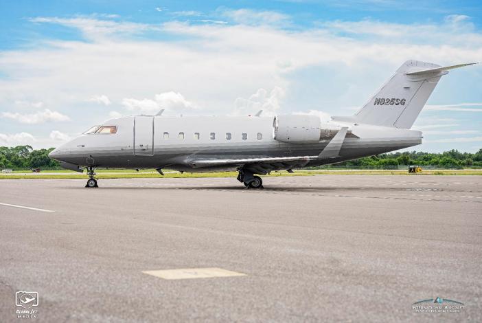 1994 Challenger 601-3R Photo 2