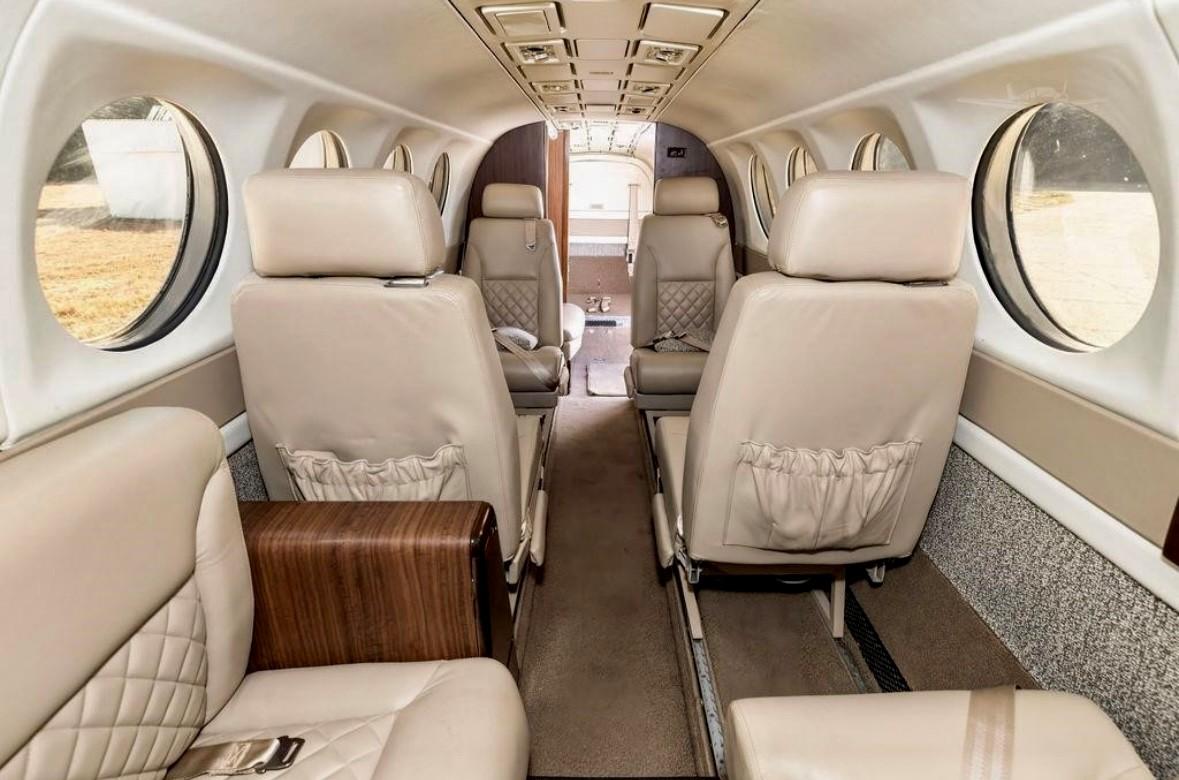 1987 BEECHCRAFT KING AIR 300 Photo 4