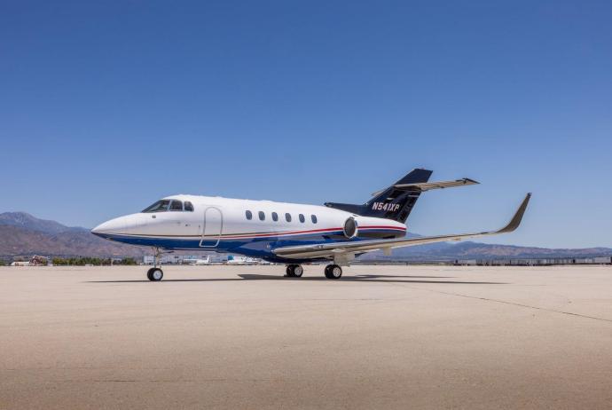 2002 Hawker 800XP Photo 2