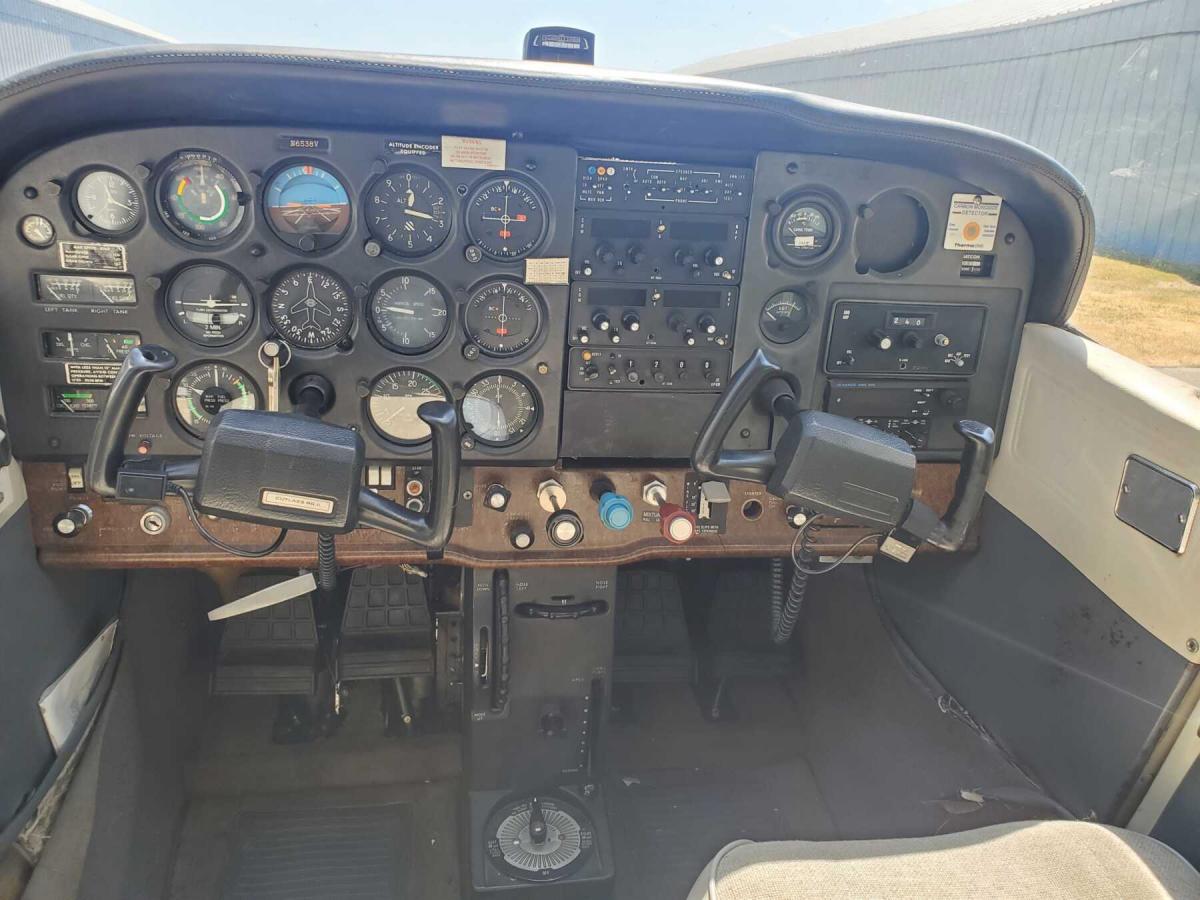 1980 Cessna 172RG Photo 5