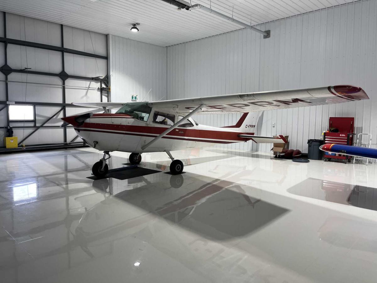 1964 Cessna 172E Photo 3