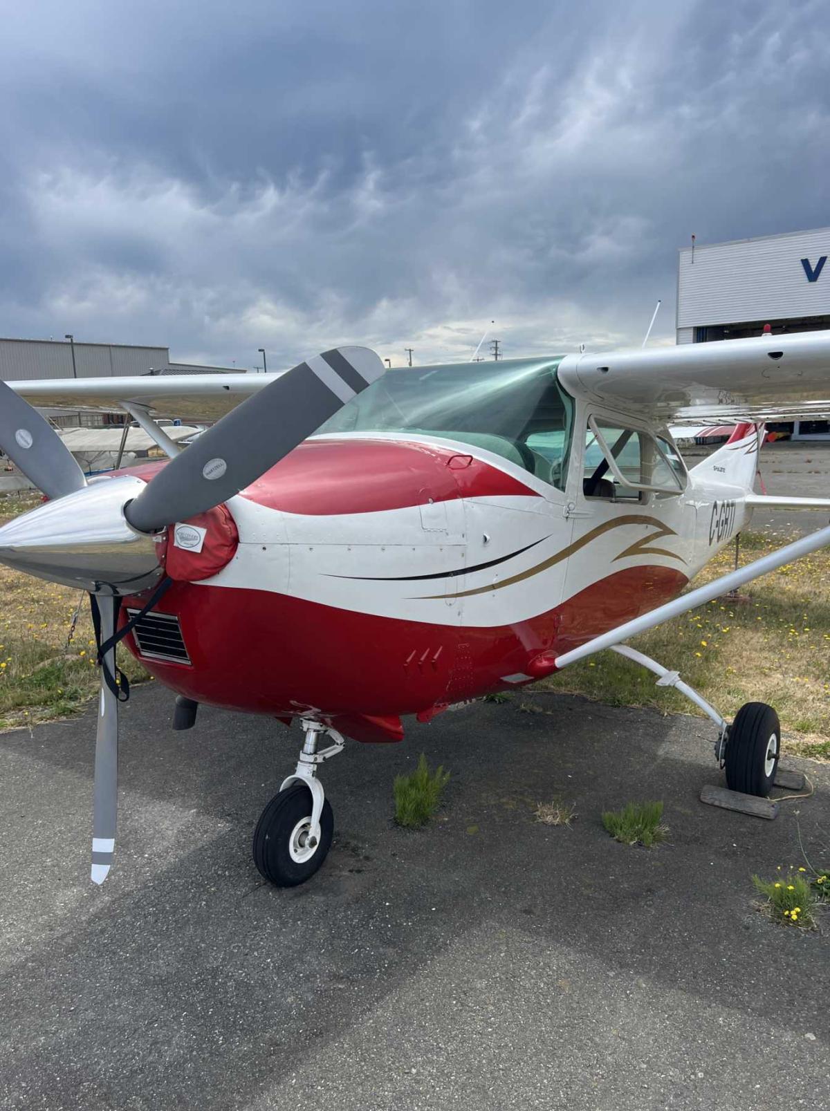 1965 Cessna 182H Photo 2