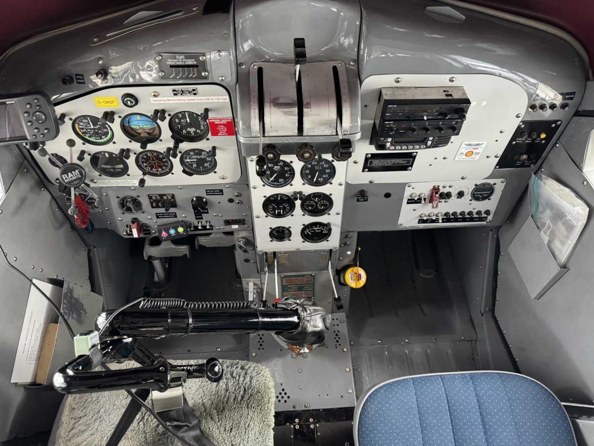 1957 DeHavilland Beaver on 4930s Photo 4