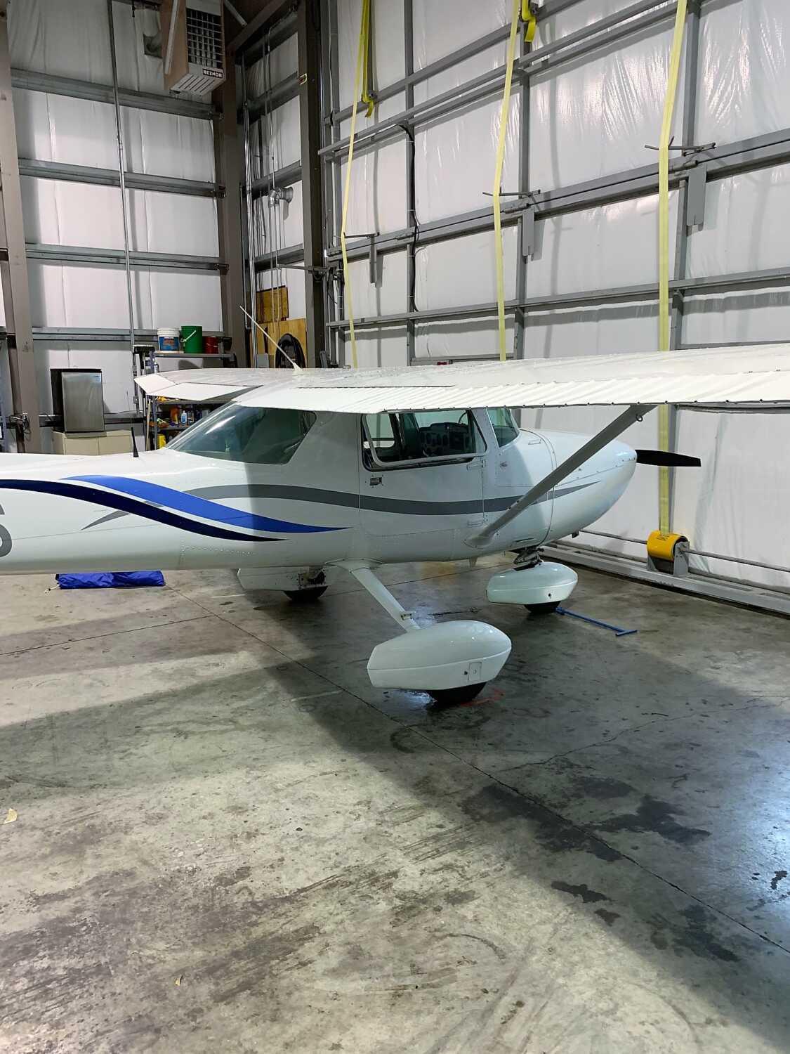 1976 Cessna 150M Photo 3
