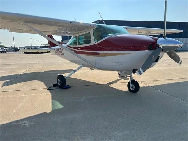 1975 CESSNA 182P SKYLANE Photo 3