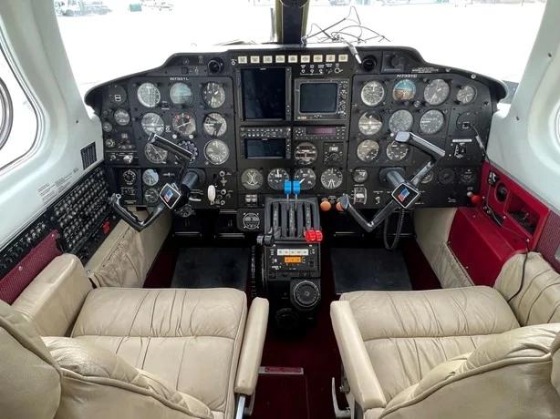 1974 PIPER P-NAVAJO Photo 6