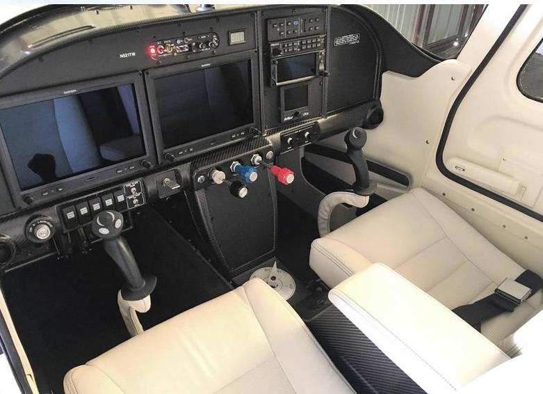 2015 Vans RV-10 Photo 4