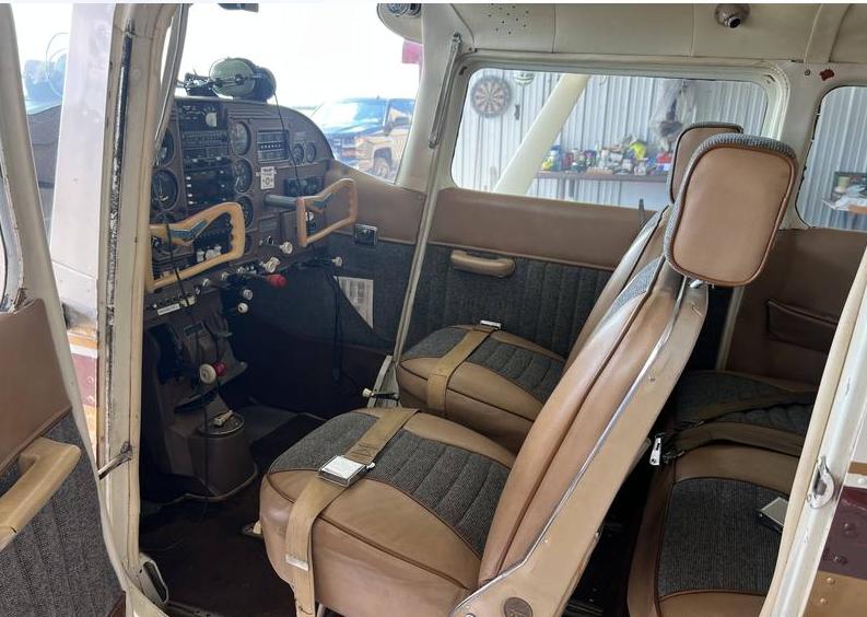 1962 Cessna 210B Photo 2