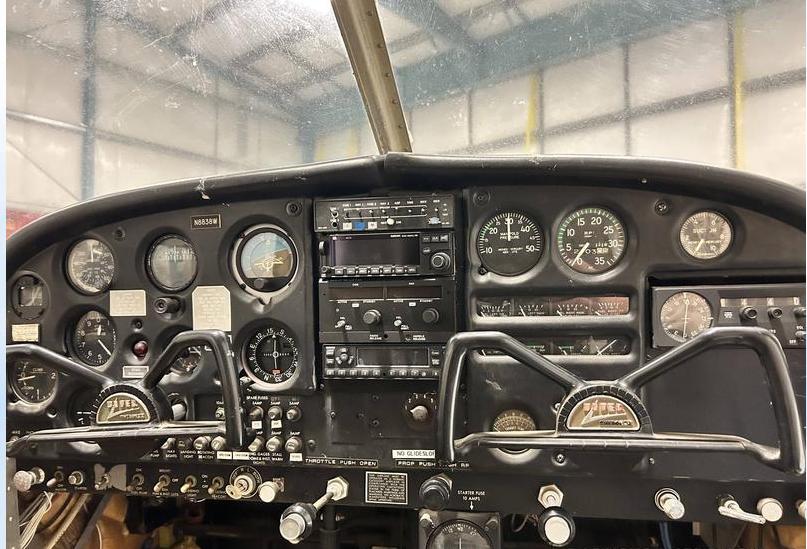 PIPER CHEROKEE 235 Photo 4