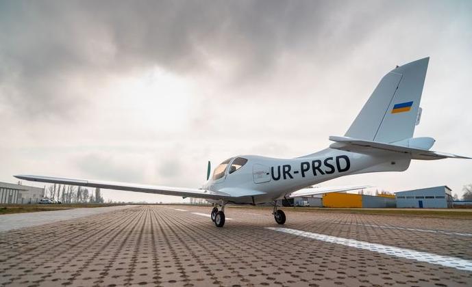 2025 Veloce Planes ANG Patriot Plane Kit Photo 4