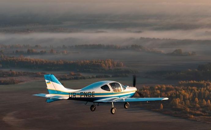2025 Veloce Planes ANG Patriot Plane Kit Photo 2