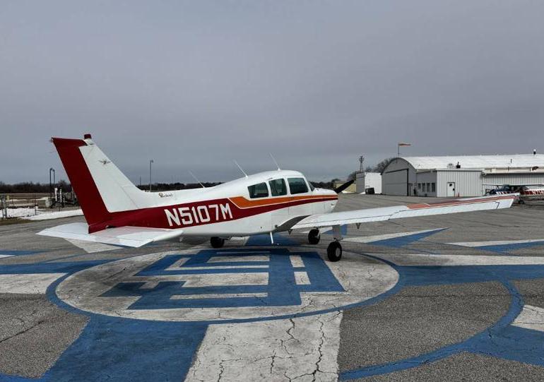 1978 BEECHCRAFT C23 SUNDOWNER Photo 3