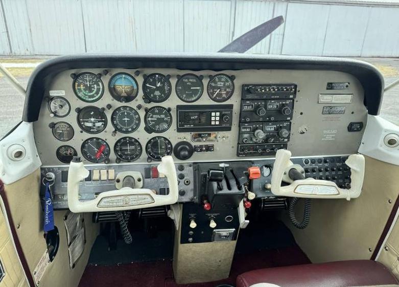1978 BEECHCRAFT C23 SUNDOWNER Photo 4