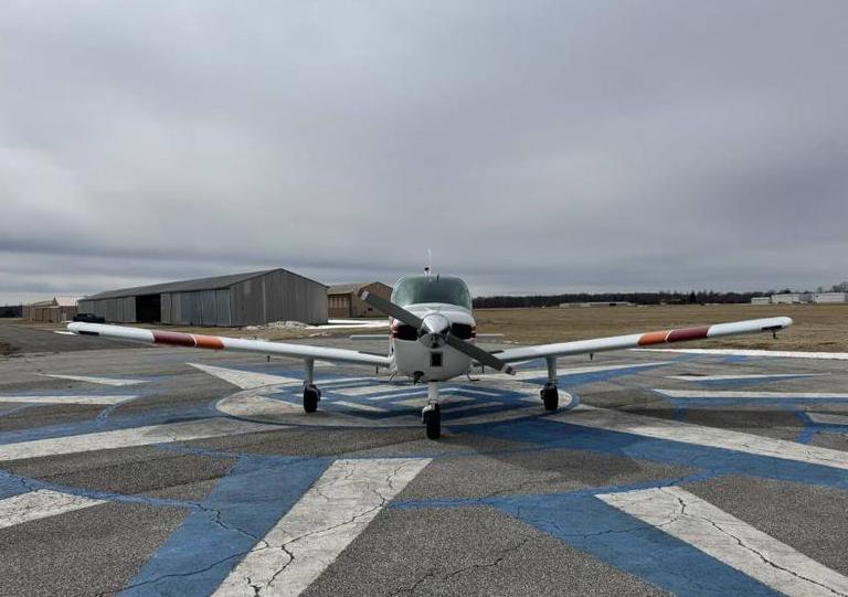 1978 BEECHCRAFT C23 SUNDOWNER Photo 2