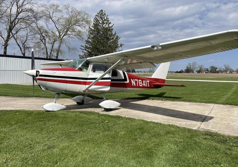 1960 Cessna 172A Photo 3