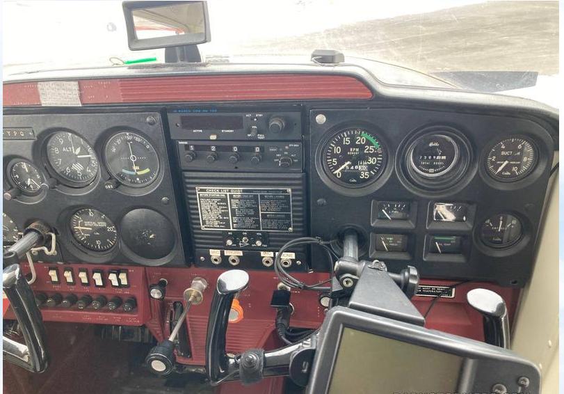 1969 Cessna 150J Photo 3