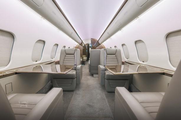2010 BOMBARDIER GLOBAL 5000 Photo 7