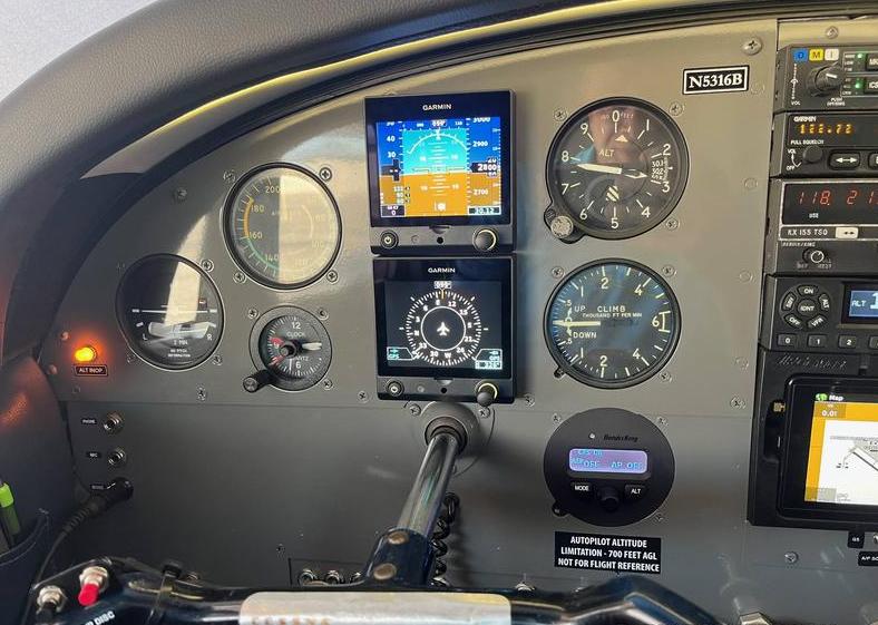 1956 CESSNA 182  Photo 2