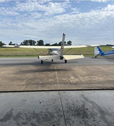 Cessna 182P Photo 7