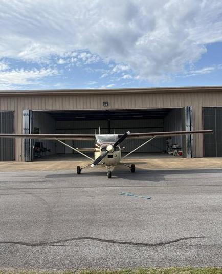 Cessna 182P Photo 3