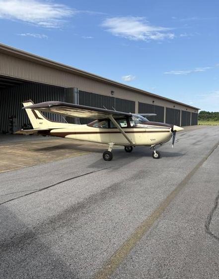 Cessna 182P Photo 4