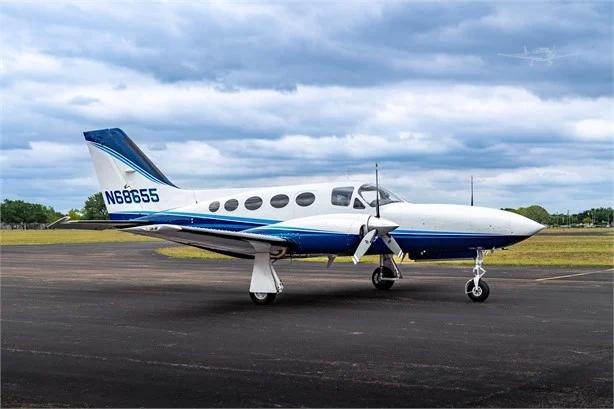 1981 CESSNA 421C Photo 2