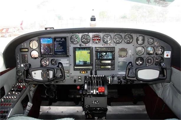 1974 CESSNA 414 Photo 6