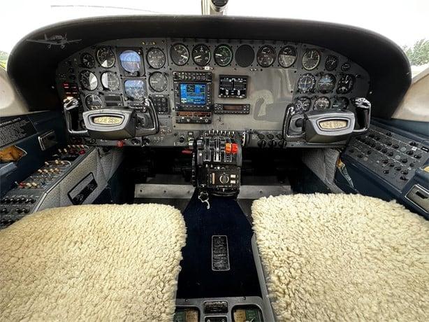 1977 CESSNA 421C Photo 6