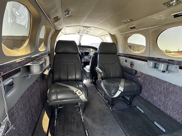 1977 CESSNA 414 Photo 4