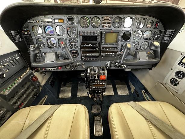 1982 CESSNA 340A Photo 2