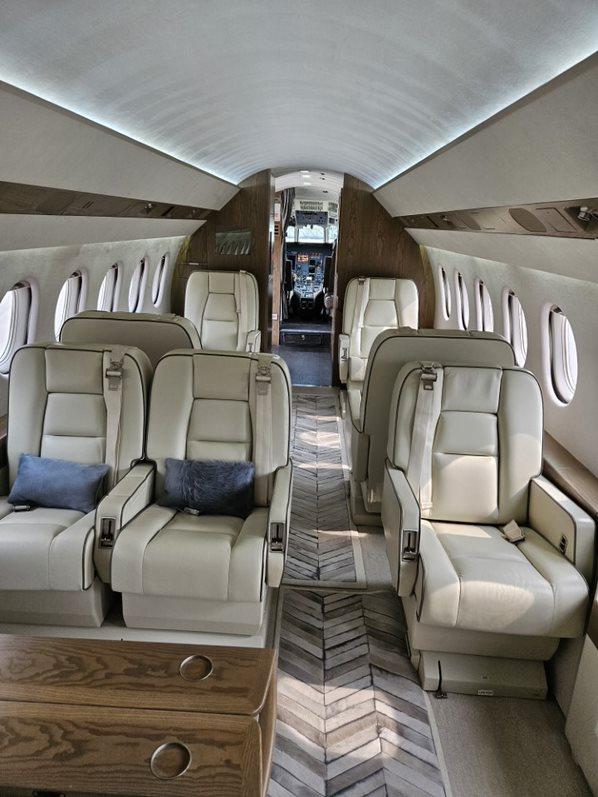 1997 Dassault Falcon 2000 Photo 4