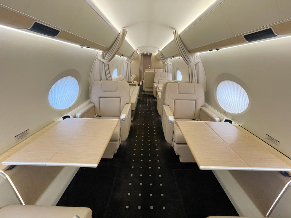 2012 Gulfstream G450 Photo 3