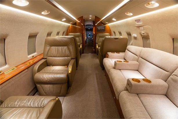 2001 BOMBARDIER CHALLENGER 604 Photo 4