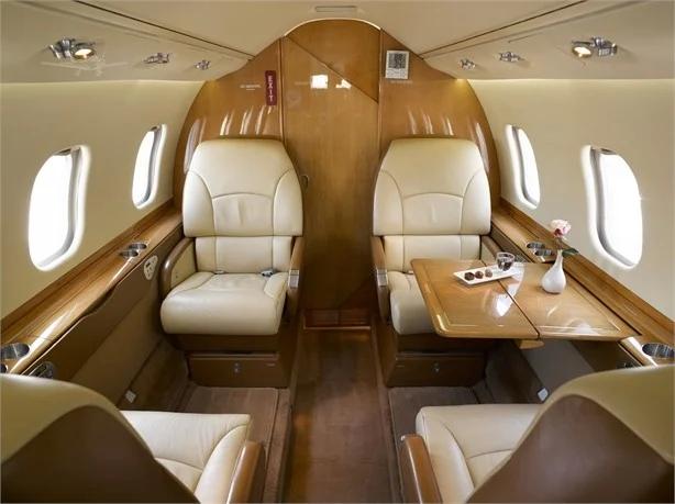 2001 LEARJET 60 Photo 6